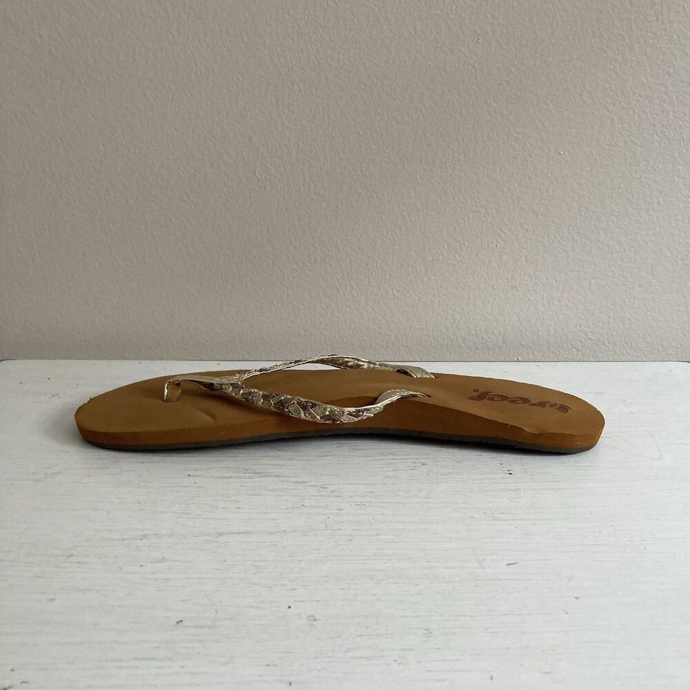 Reef Just Passing Through TWISTED STARS Tan/Champagne Sandals Size 9 Flip Flops - Picture 3 of 9